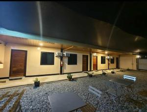 Loretos Inn