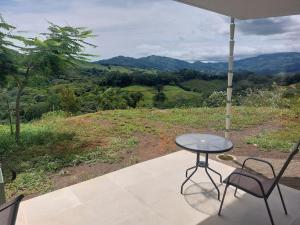 Casa Verde Platanillo, Wifi, AC, at river