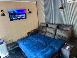 Lee Red House Homestay