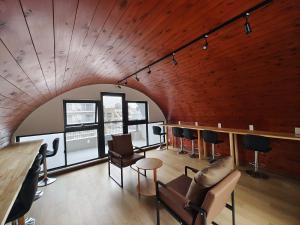 Louis Stages Shibuya