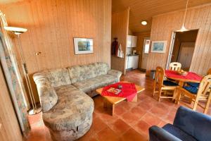 Ferienpark AM WALDRAND - Ferienhaus Typ C für 6 Personen - Reeling