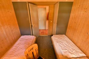 Ferienpark AM WALDRAND - Ferienhaus Typ C für 6 Personen - Reeling