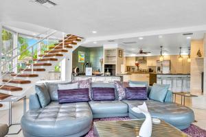 Two-floor Suite Heated pool Dock Access Quiet Neighborhood SaltAire One RESlDENCES