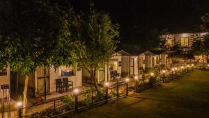 Aspen Riverside Resort