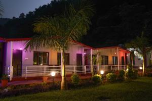 Ekantam Riverside Resort