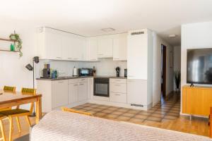 Central12 Apartment - Free Parking