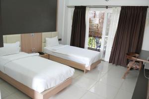 Royal Roots Resorts