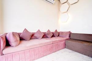 Super Townhouse Govardhan