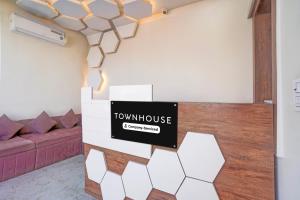 Super Townhouse Govardhan
