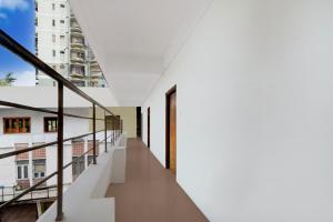Super Hotel O Lakdikapul Near Birla Mandir