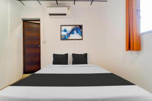 Super Hotel O Vazhakkala