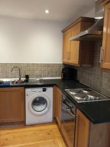 King of Kings Apartment