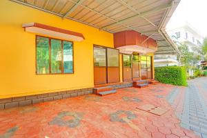 Hotel O Thammanam Kochi