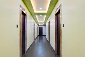 Super Townhouse AIIMS Kolkata Formerly Tanish Inn