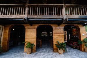 Tha Hill Panorama - Private Motorbike, SUV, Jeep Tour & Motorbike Rental