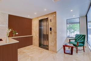 Super Townhouse Oak FRI Dehradun Formerly Hotel EL Portrait