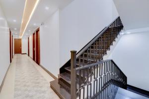 Super Townhouse Oak FRI Dehradun Formerly Hotel EL Portrait