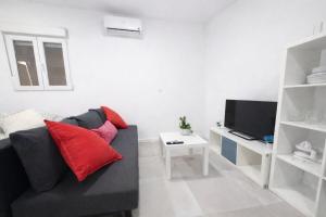 Apartment F Private Complex Metro 4 Guests