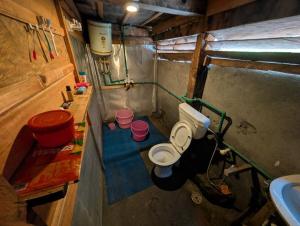 Rustic Himalayan Stay Apple Orchards Fairy Forest