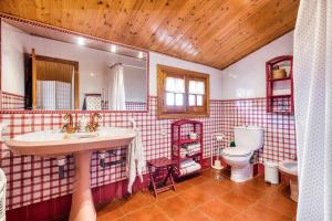 Chalet a 45min de Madrid ideal para familias hasta 12 personas