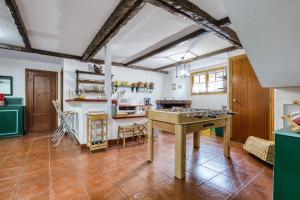 Chalet a 45min de Madrid ideal para familias hasta 12 personas