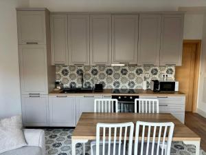 Esprit Lubéron, LOlivier, logement entier
