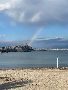 Antibes centre Dernier Etage 2 pièces