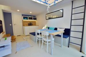 Plac Rybaków Cozy Victus Apartments near the Beach by Noclegi Renters