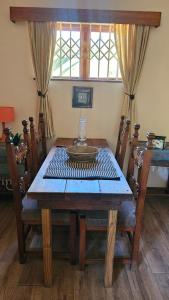 Alpaca Self Catering Cottage Kleinmond