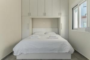Athenian Sky Retreat