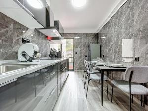 StarFish Apartment by Atlantic Holiday