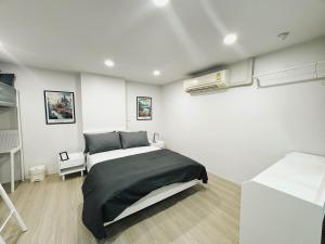 ChaoYen Hideaway Self Check-in Private Apartment with City View - 5 min BTS