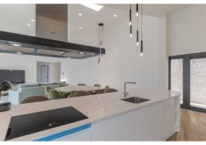 The pool house in Ponta de Sol