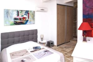 Luxury Six-Fours villa with Pool and Jacuzzi