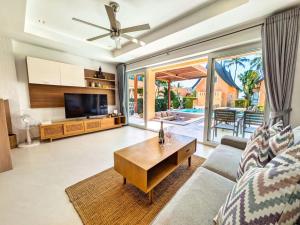 Sunrise Beach Villa