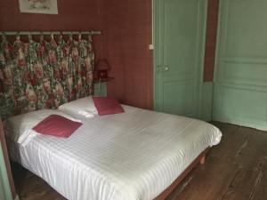 B&B / Chambres d'hotes Chateau De Grosfy : photos des chambres