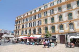 C11 - Cosy 7 Bedrooms in Plaza Merced