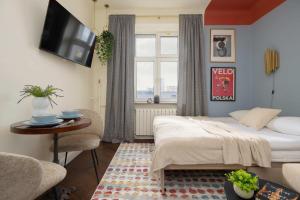 Art Studio in Warsaw Near PGE by Noclegi Renters