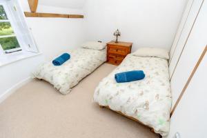 2 bedroom thatched cottage in Yealmpton