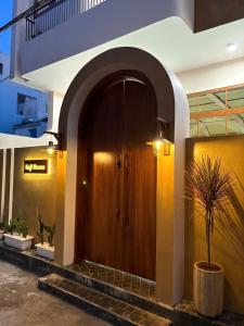 Kaji House - New 4-bedroom swimming pool for 8-10 guests in My Khe