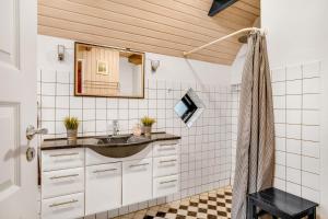 Holiday Home With Sea View, Close To The Center Of Klitmøller