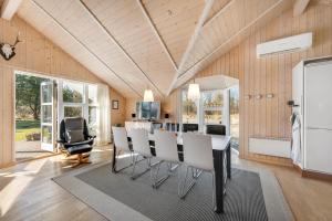 Lovely Holiday Home With Sauna, Spa And Covered Terrace