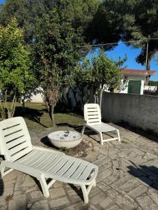 Apartment with garden and barbecue