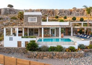 Villa for 8 persons in Lindos