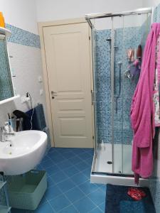 "Appartamento Il Gelsomino", vista panoramica, piscina idro, aria condizionata, parcheggio privato, patio esterno con barbecue