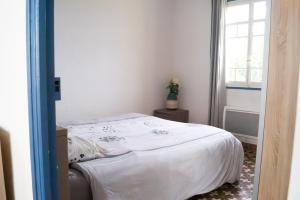 Grand T4 lumineux - Terrasse privée - Plage à 50m