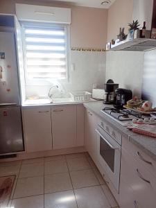 Mauguio-Carnon Appartement, Tout Confort, Clim, Wifi, Balcon, Parking privé couvert, 15 min de la Mer, de Montpellier