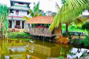 Maiya Wild Ship Villa