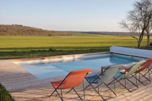 Grande maison, piscine. 15 personnes. Sancerre