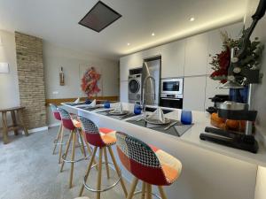 2BR Patio & Pool Las Arenas Beach